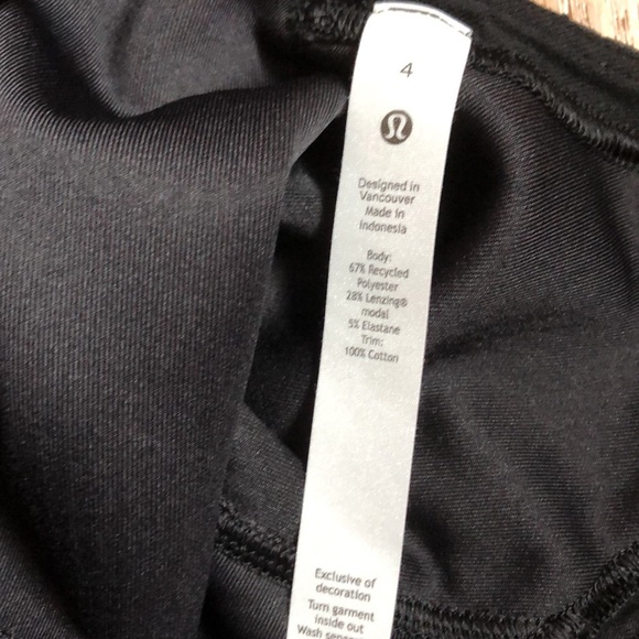 Lululemon ribbed Softstreme cropped tank - Picture 2 of 7